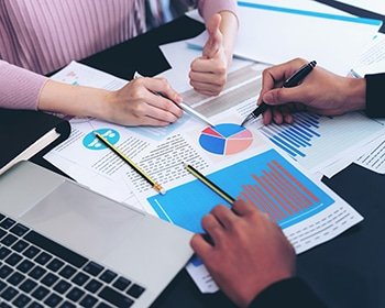 Read more about the article Activist at vanguard of restaurant workers’ rights